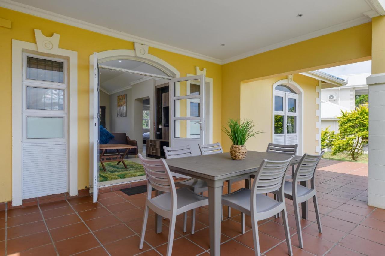 Villa Caylee Caribbean Estates - Ultra-Luxurious - Rimas Interiors Designs - Private Beachfront Escape - Premium Serviced For 8 Guests Port Edward Zewnętrze zdjęcie
